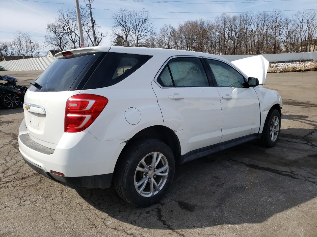 Photo 4 from auction – 2017 CHEVROLET EQUINOX LS with VIN 2GNFLEEK4H6150406