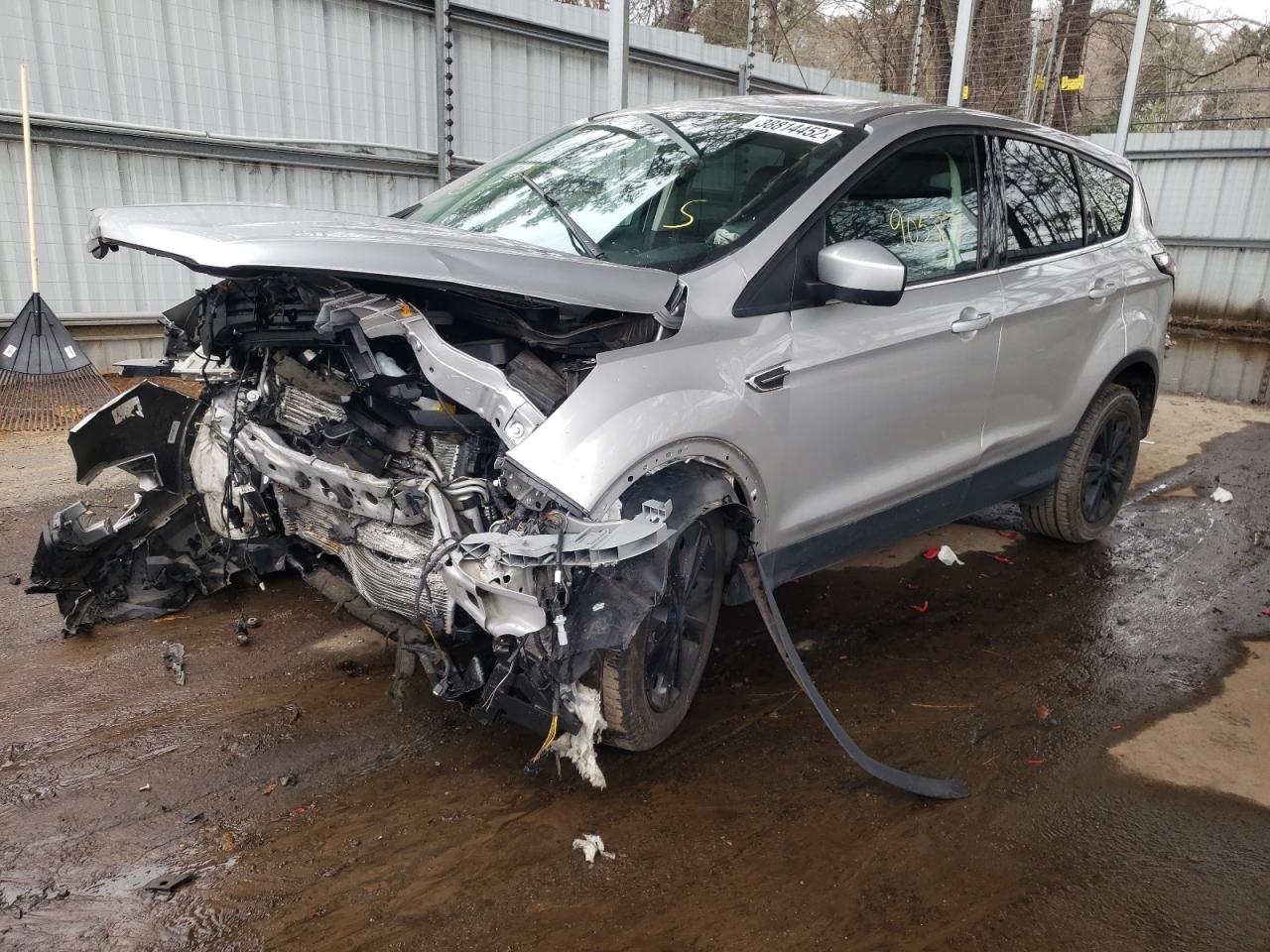 Photo 2 from auction – 2017 FORD ESCAPE SE with VIN 1FMCU0GD9HUC59502