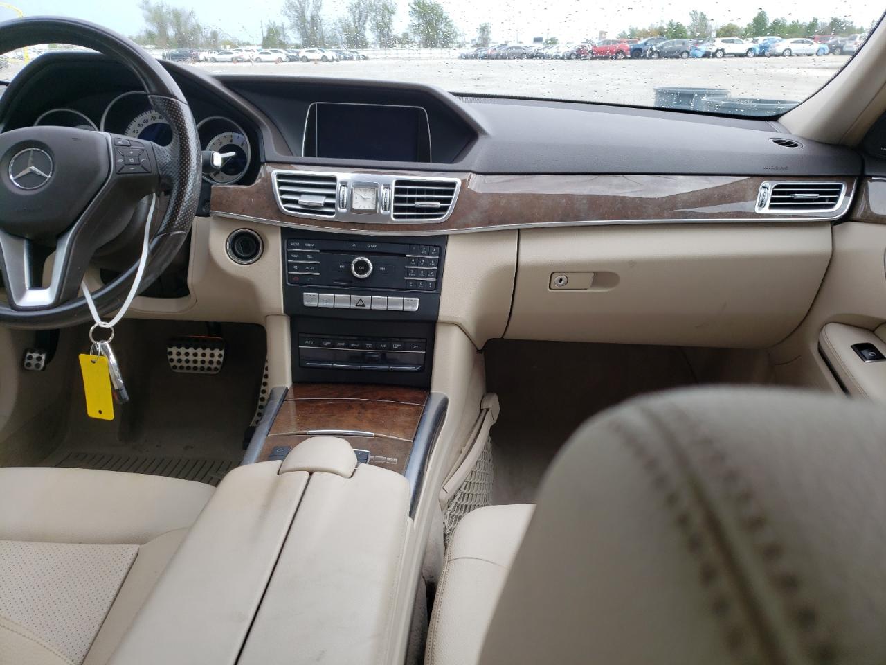 Photo 9 from auction – 2016 MERCEDES-BENZ E 350 with VIN WDDHF5KB0GB238447