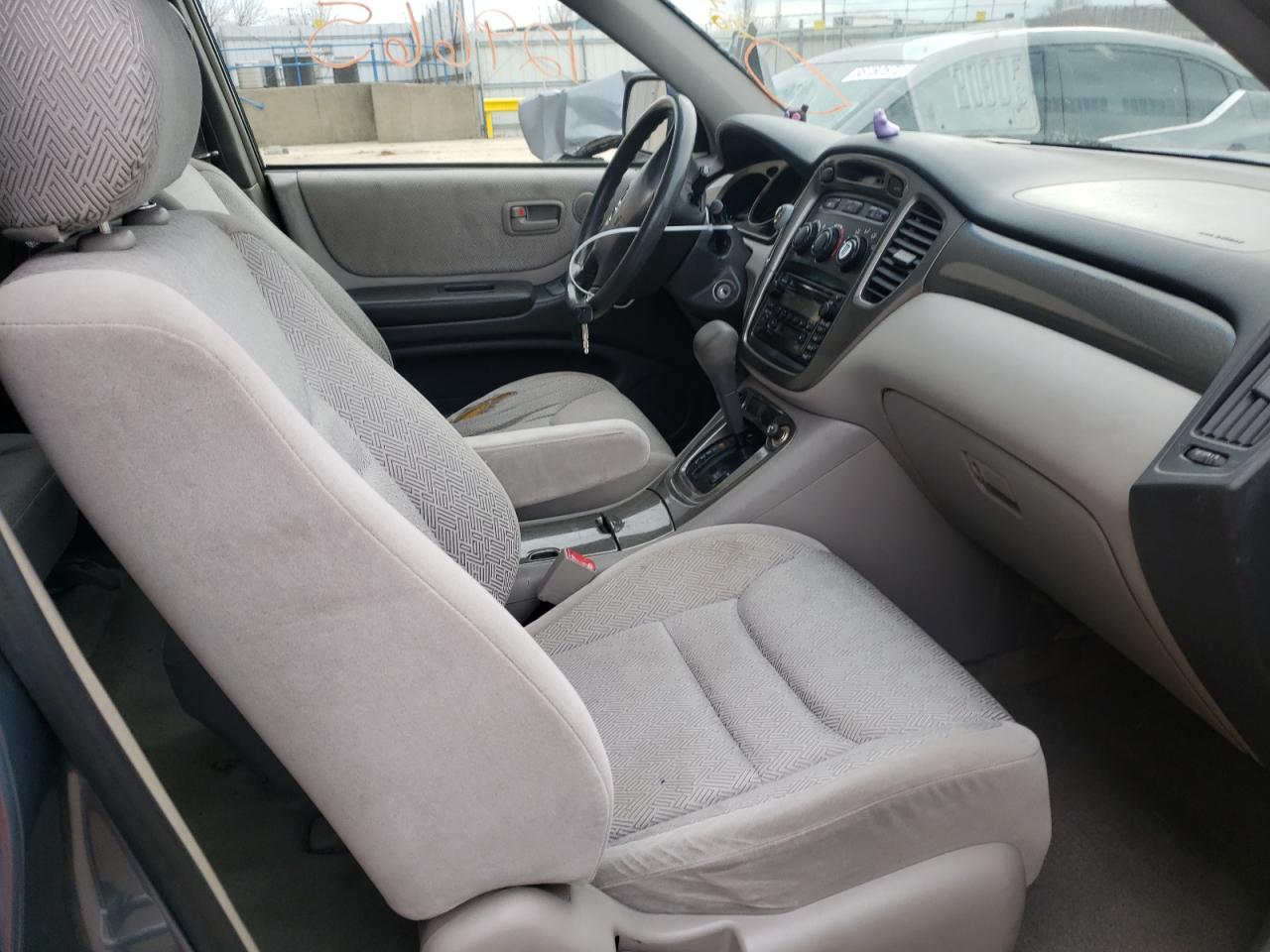 Photo 5 from auction – 2003 TOYOTA HIGHLANDER with VIN JTEHF21A930154484