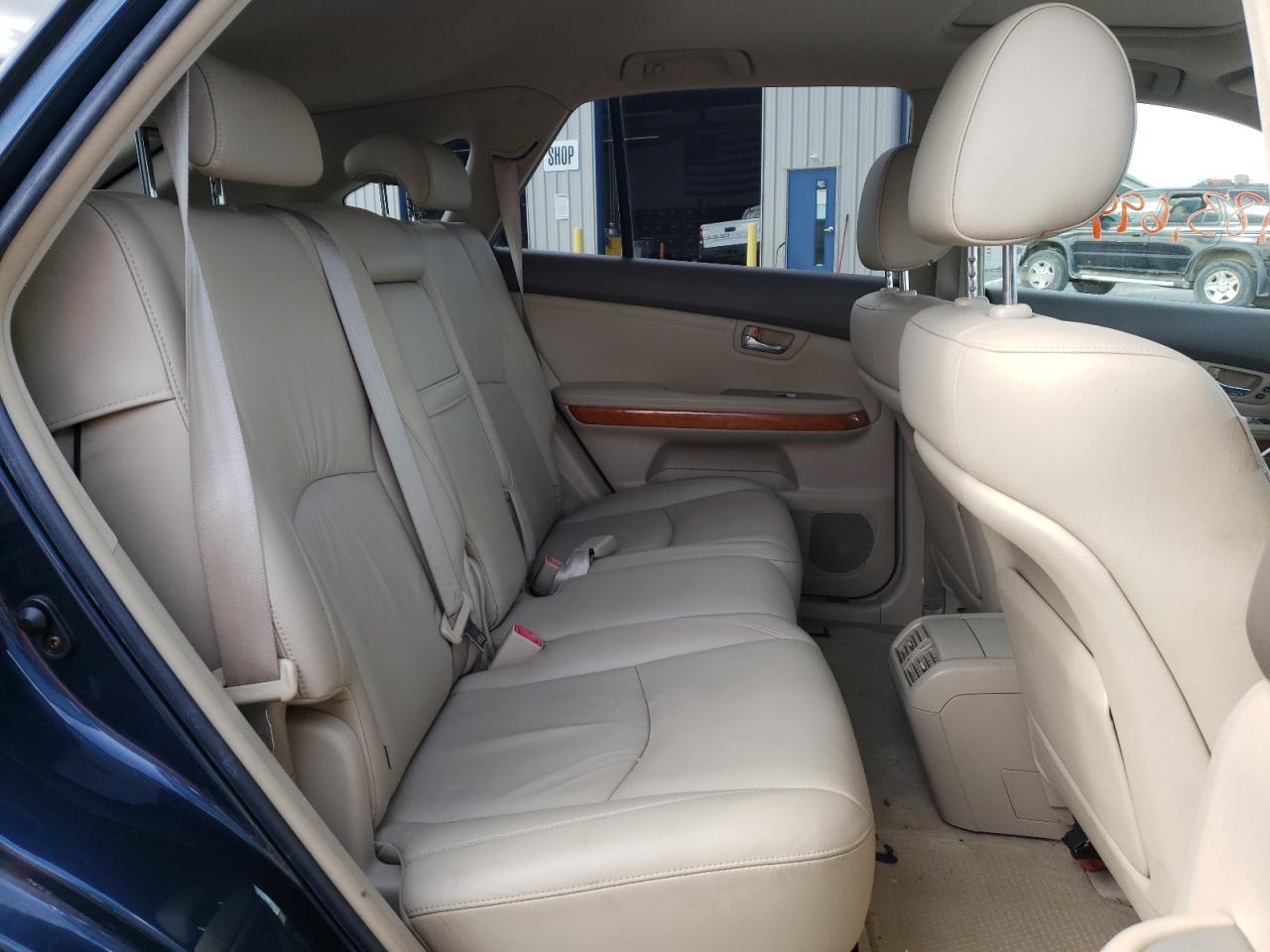 Photo 6 from auction – 2004 LEXUS RX 330 with VIN JTJGA31U640031335