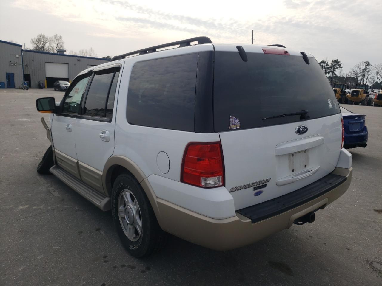 Photo 3 from auction – 2006 FORD EXPEDITION with VIN 1FMPU17596LA86888
