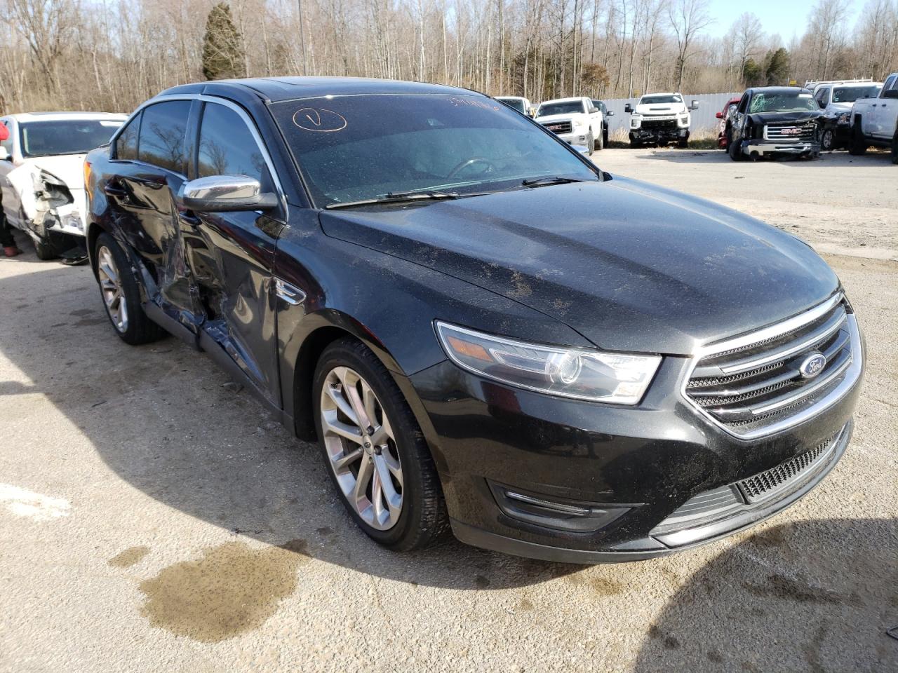 FORD TAURUS LIM 2015 with VIN 1FAHP2F92FG106679 - Photo from auction