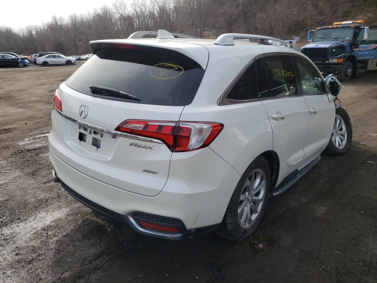 Photo 4 from auction – 2017 ACURA RDX TECHNO with VIN 5J8TB4H57HL005271