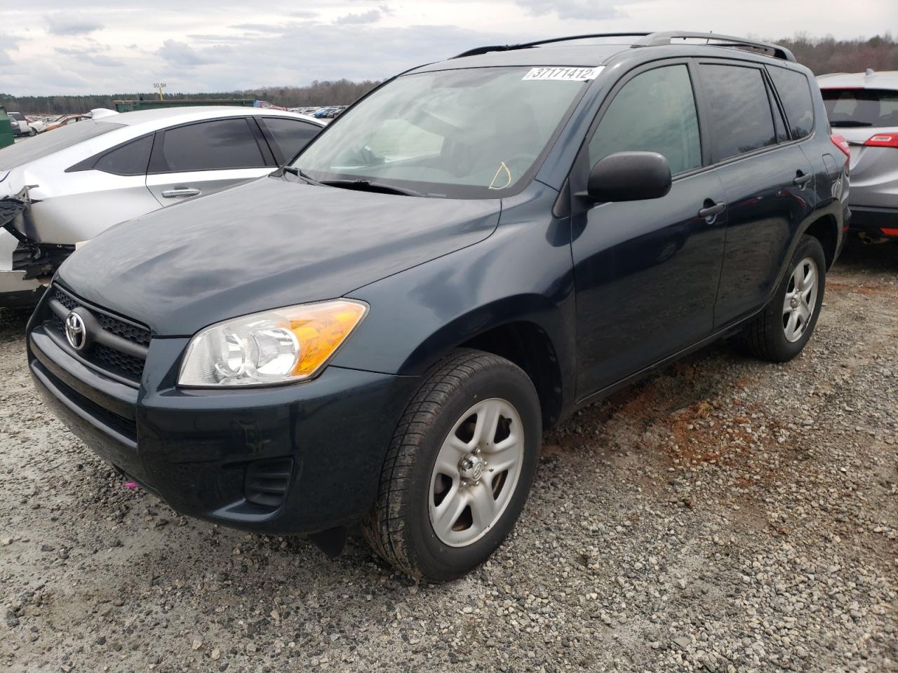 Photo 2 from auction – 2011 TOYOTA RAV4 with VIN 2T3ZF4DV5BW099965