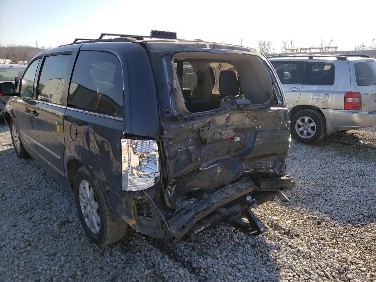 Photo 10 from auction – 2014 CHRYSLER TOWN & COU with VIN 2C4RC1BG0ER125611