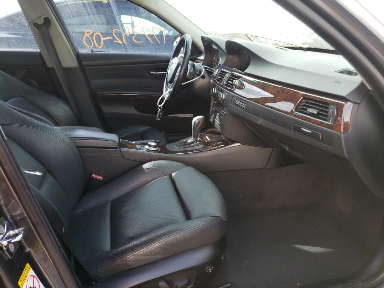 Photo 5 from auction – 2008 BMW 335 I with VIN WBAVB73558KY64183