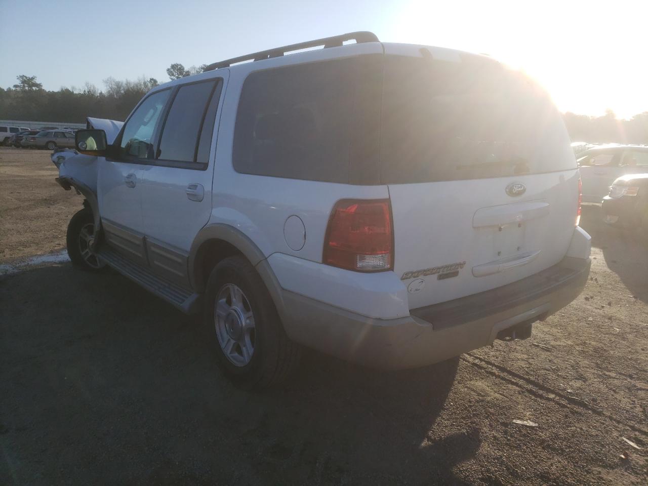 Photo 3 from auction – 2006 FORD EXPEDITION with VIN 1FMPU17556LA33086