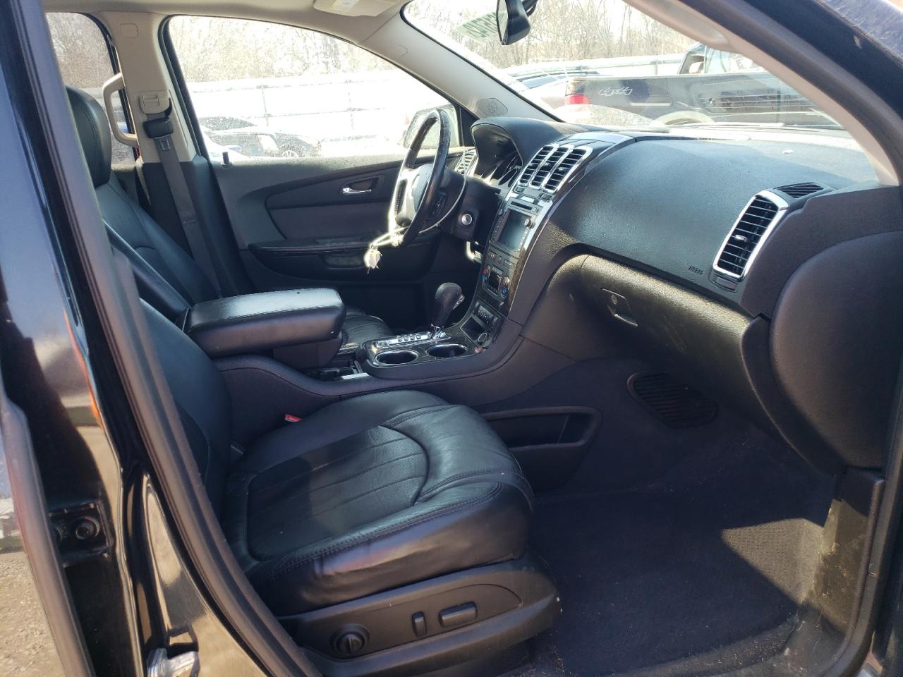 Photo 5 from auction – 2012 GMC ACADIA DEN with VIN 1GKKRTED0CJ228062
