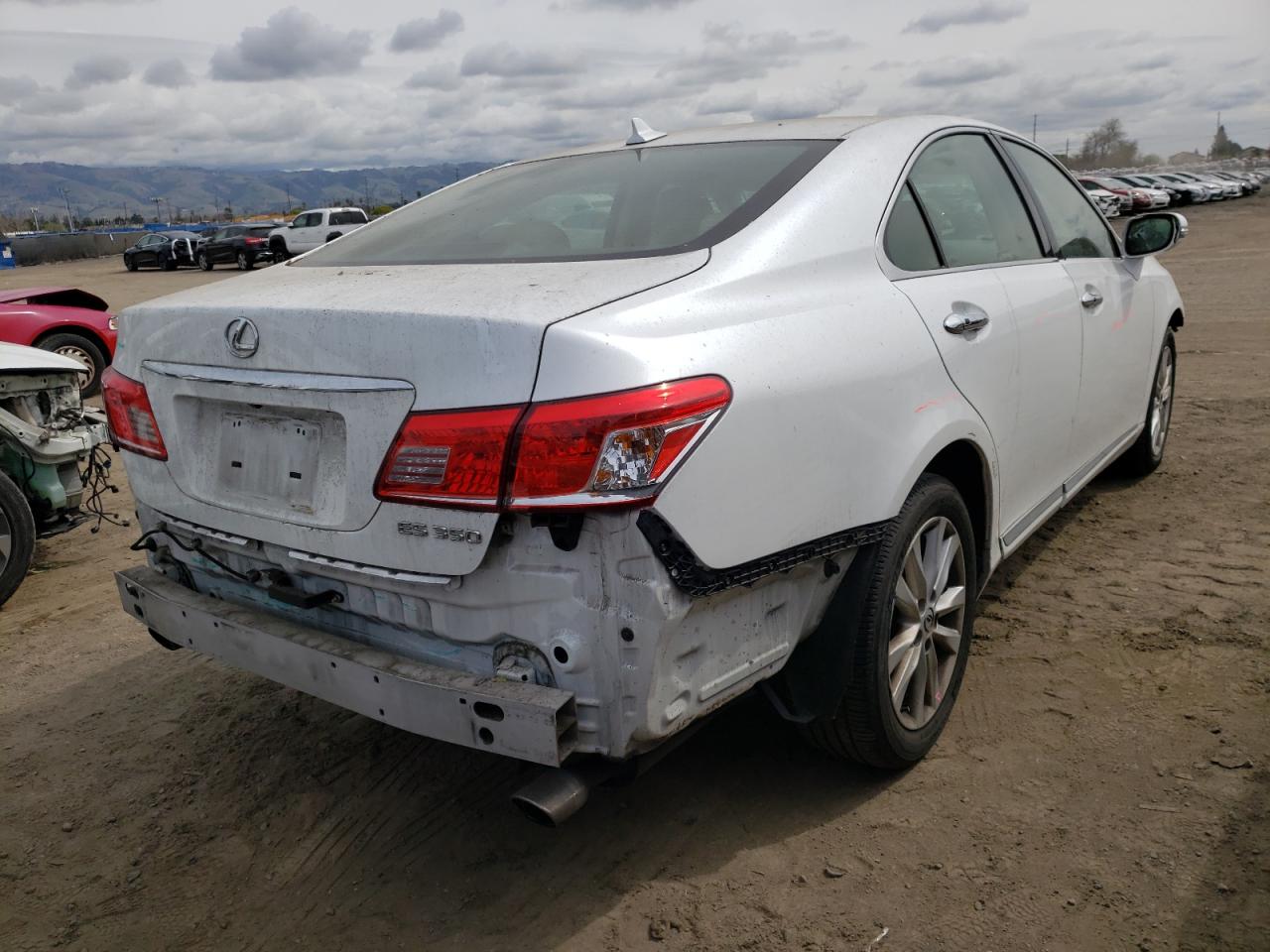 Photo 4 from auction – 2011 LEXUS ES 350 with VIN JTHBK1EGXB2455006