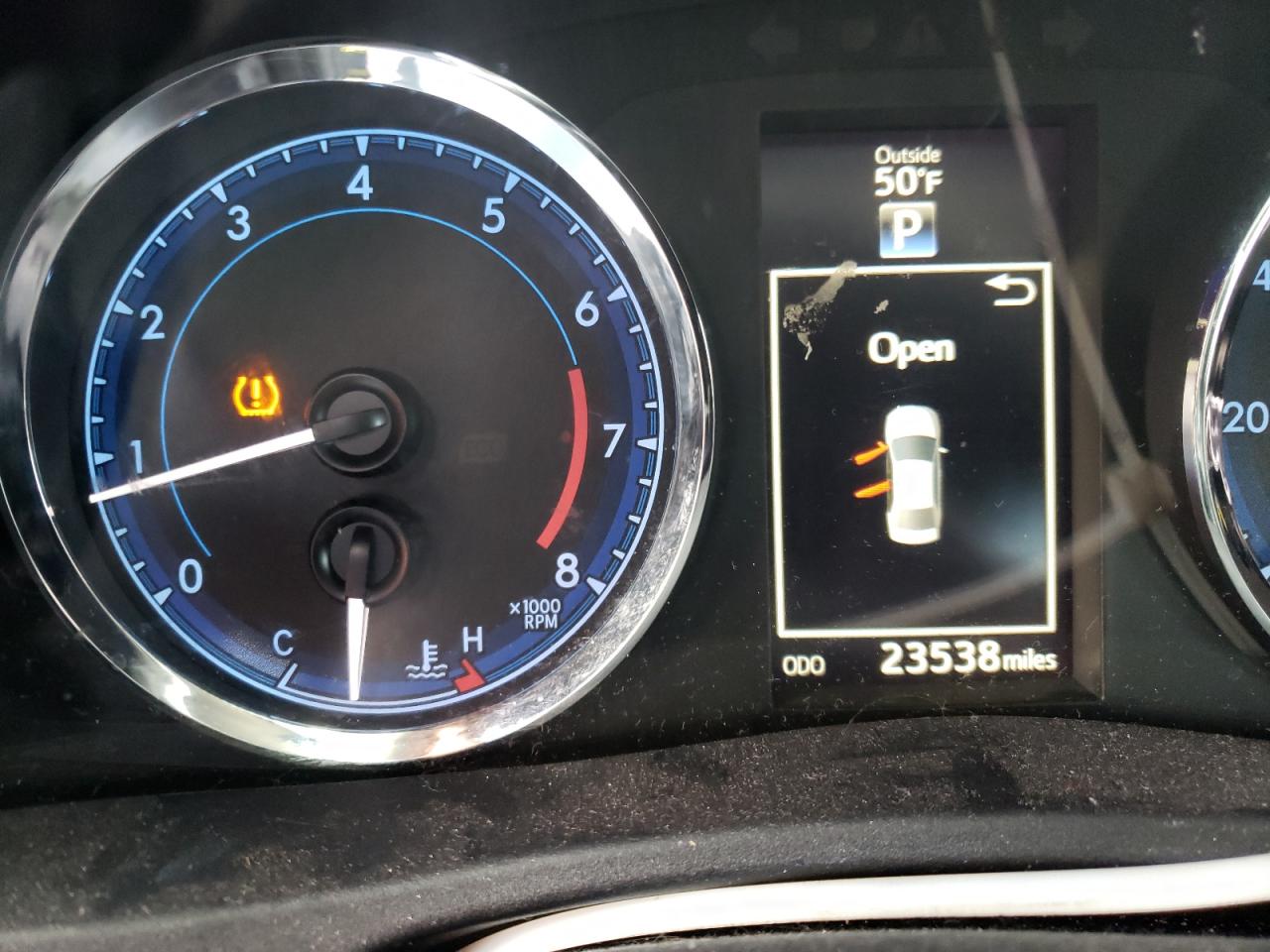 Photo 8 from auction – 2017 TOYOTA COROLLA L with VIN 2T1BURHE7HC899331