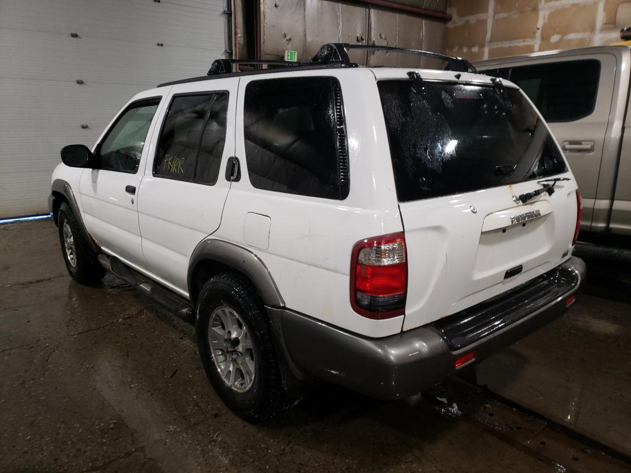 Photo 3 from auction – 2000 NISSAN PATHFINDER with VIN JN8AR07Y9YW397453