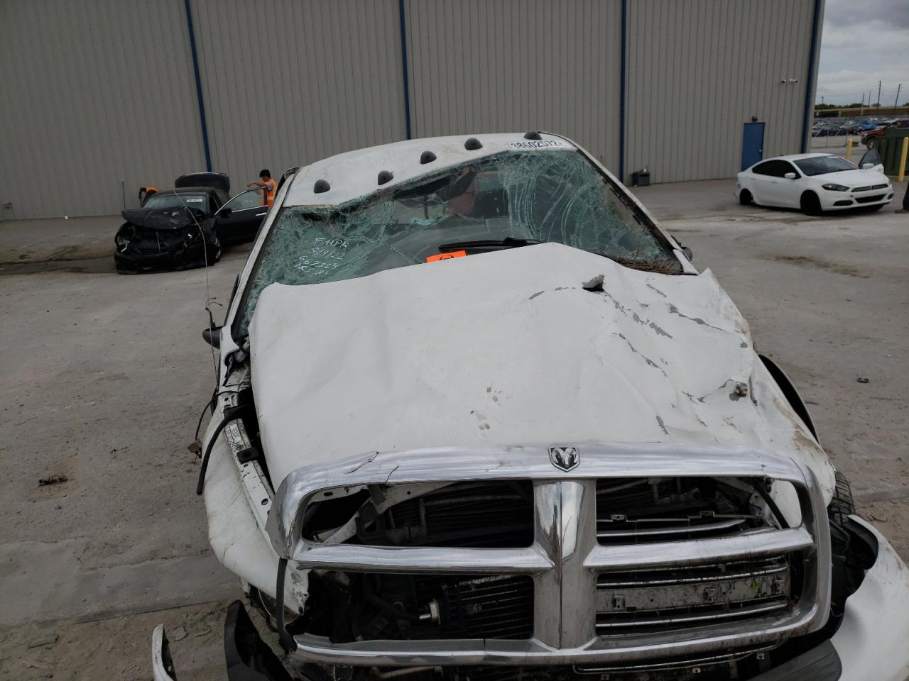 Photo 9 from auction – 2005 DODGE RAM 3500 S with VIN 3D7LR38C45G710448
