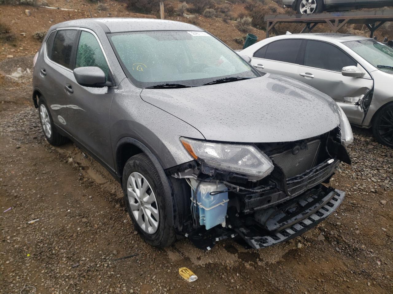 NISSAN ROGUE S 2016 with VIN KNMAT2MVXGP631496 - Photo from auction