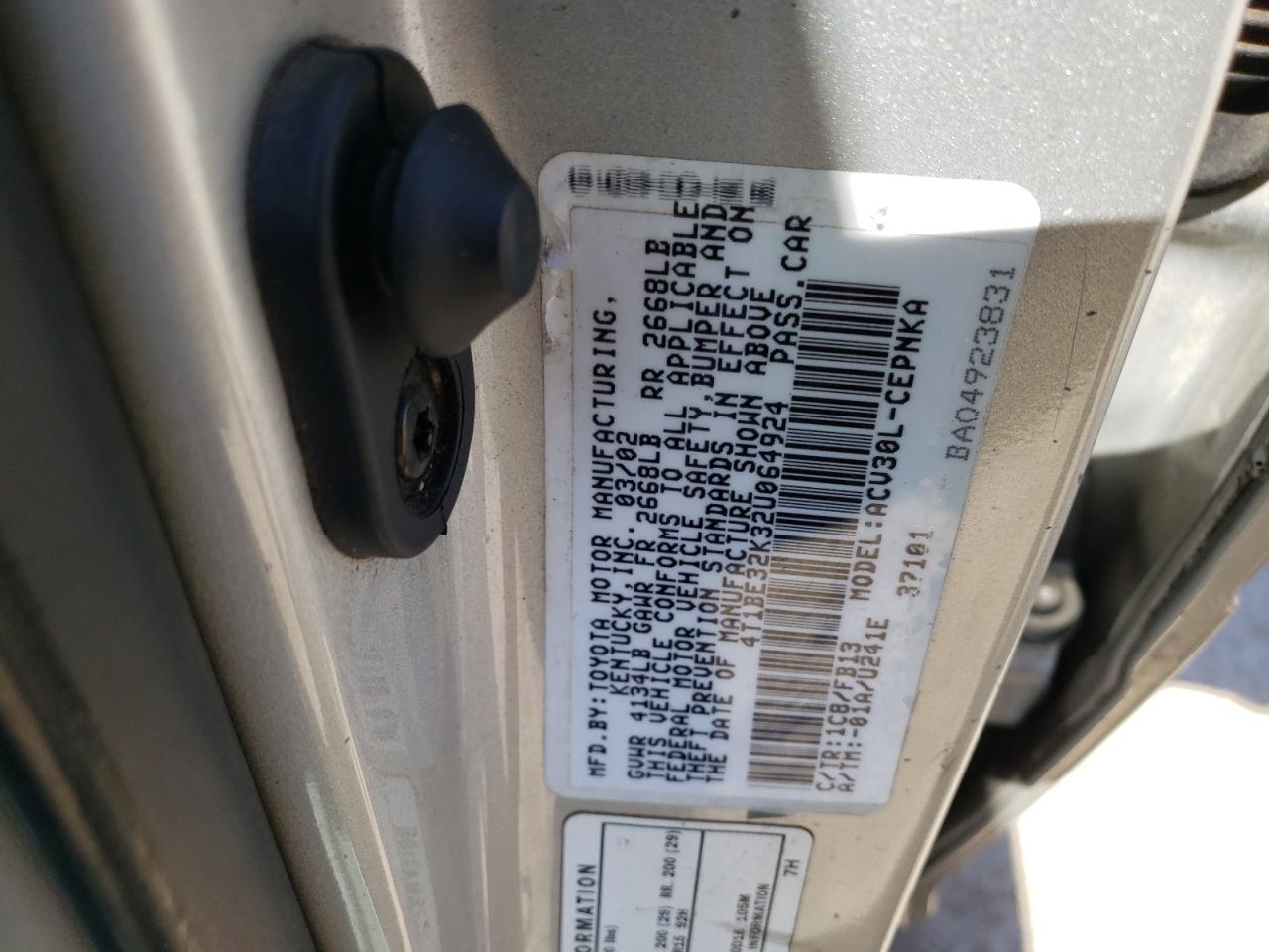 Photo 10 from auction – 2002 TOYOTA CAMRY LE with VIN 4T1BE32K32U064924