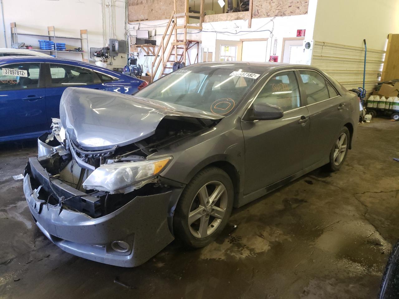 Photo 2 from auction – 2013 TOYOTA CAMRY L with VIN 4T1BF1FK4DU220225