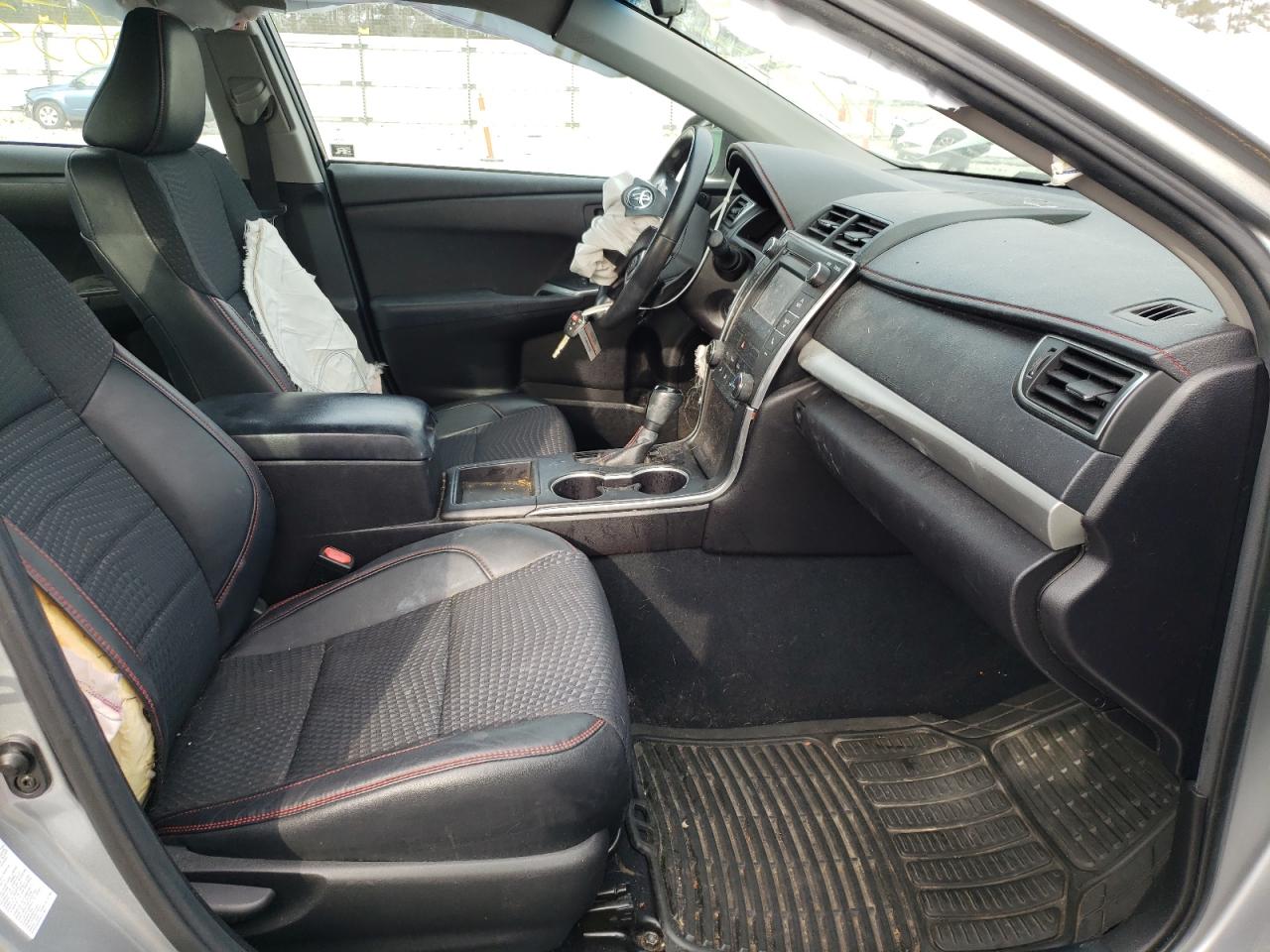 Photo 5 from auction – 2015 TOYOTA CAMRY LE with VIN 4T1BF1FK9FU017561