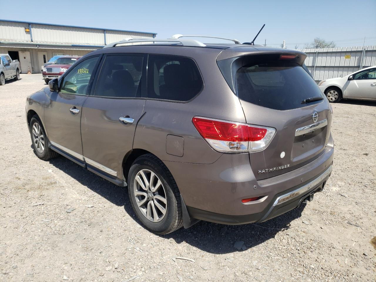 Photo 3 from auction – 2014 NISSAN PATHFINDER with VIN 5N1AR2MN4EC673287