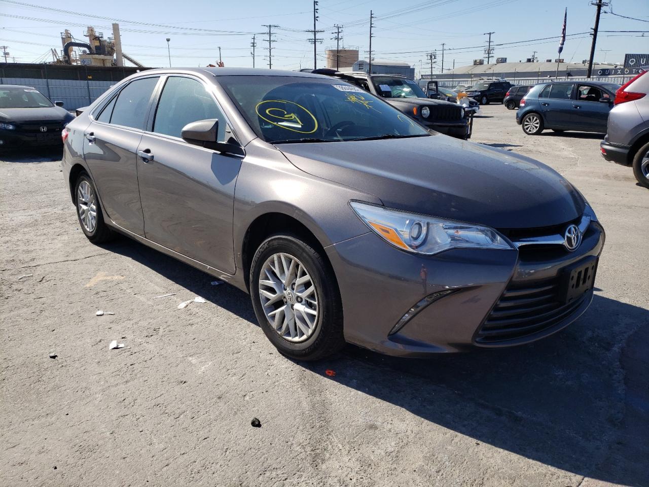 Photo 1 from auction – 2017 TOYOTA CAMRY LE with VIN 4T1BF1FK2HU311984