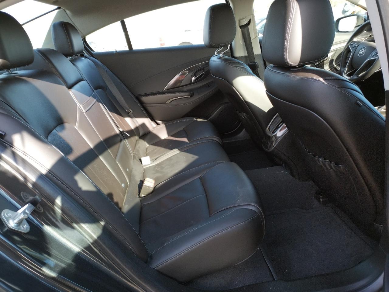 Photo 6 from auction – 2015 BUICK LACROSSE with VIN 1G4GB5G39FF119883