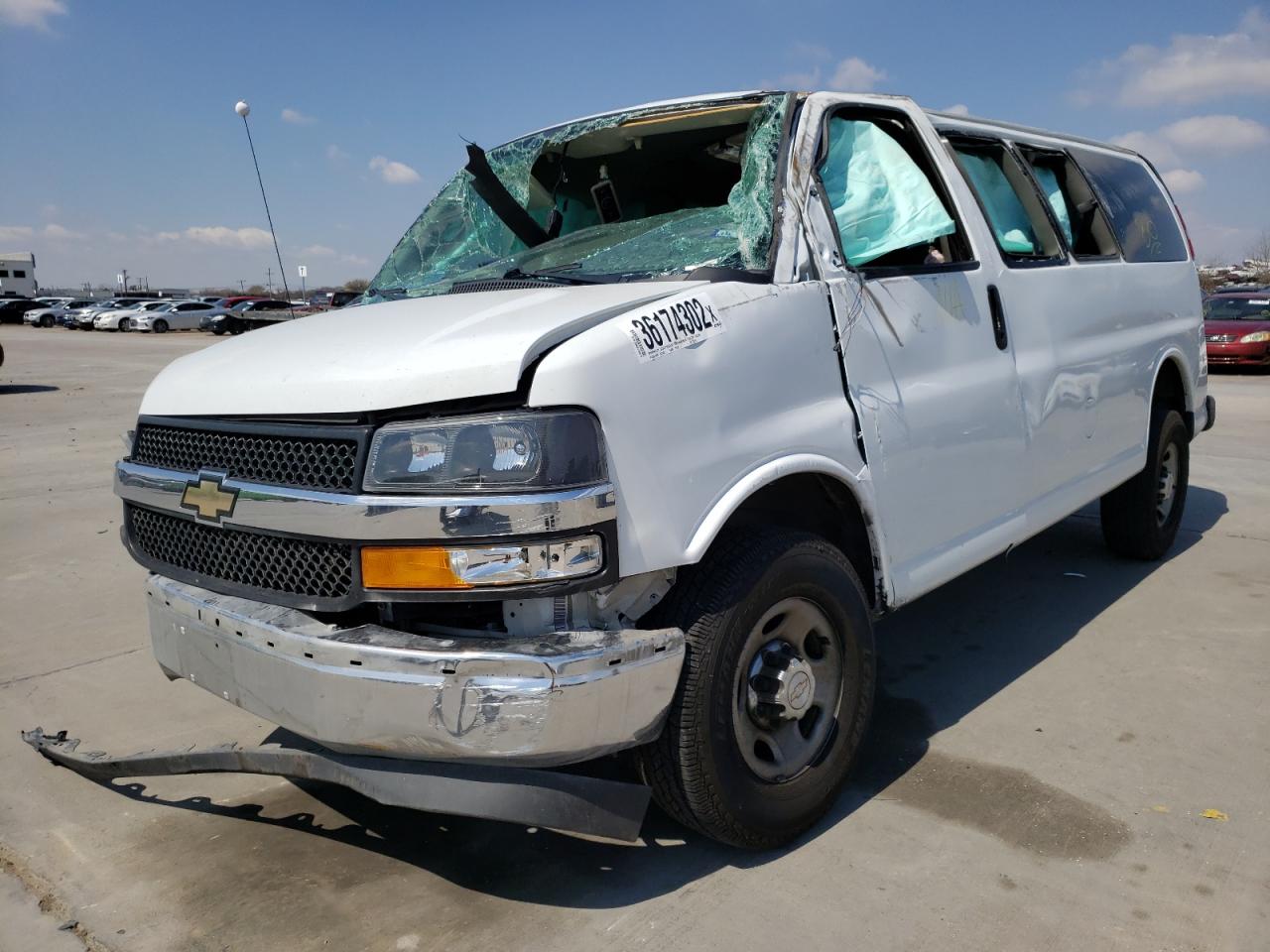 Photo 2 from auction – 2019 CHEVROLET EXPRESS G2 with VIN 1GAWGFFP7K1297576
