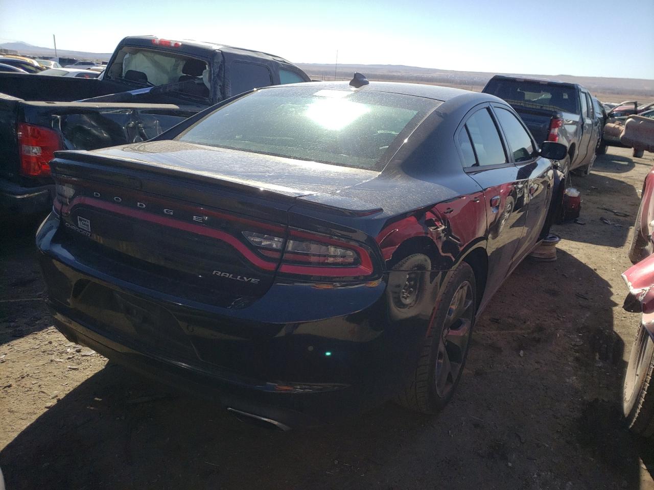 Photo 4 from auction – 2017 DODGE CHARGER SX with VIN 2C3CDXHG0HH575853