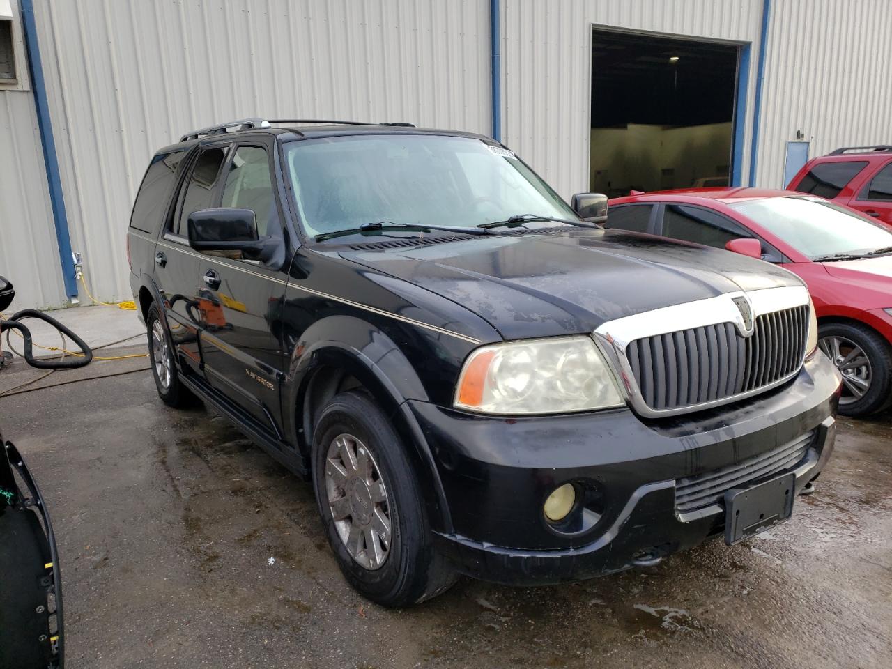 Photo 1 from auction – 2003 LINCOLN NAVIGATOR with VIN 5LMFU27R23LJ45163