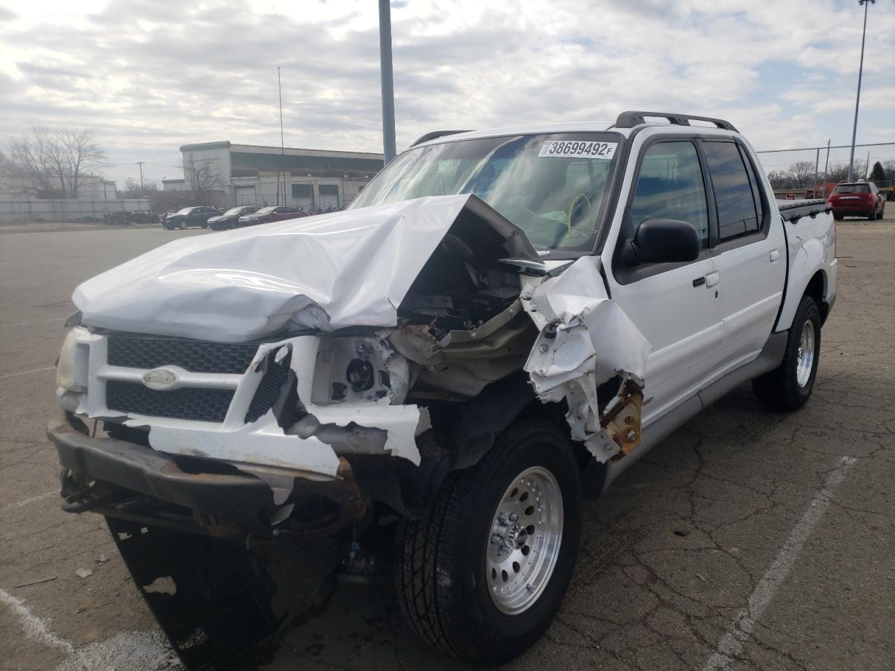 Photo 2 from auction – 2001 FORD EXPLORER S with VIN 1FMZU77E61UB32062