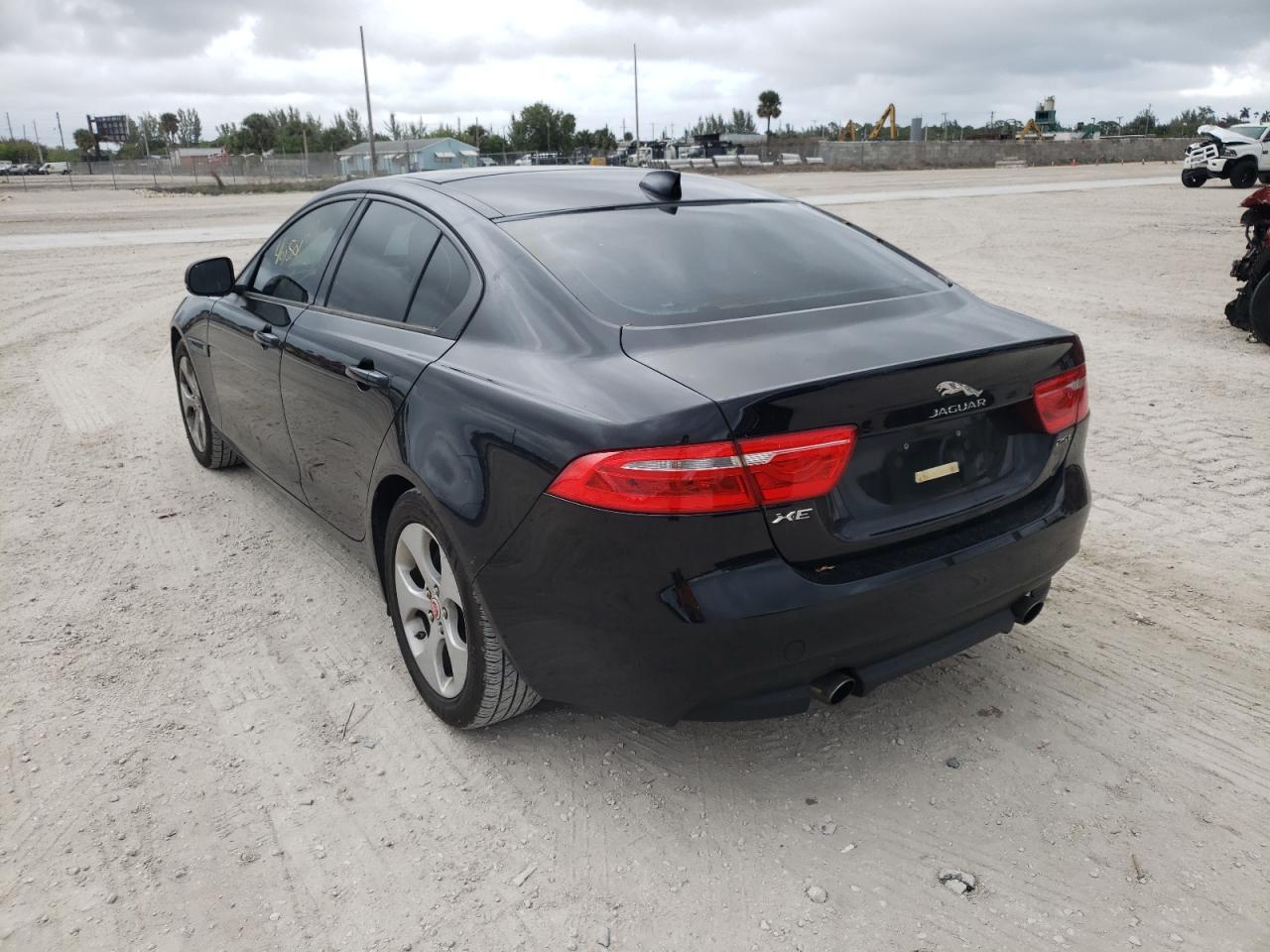 Photo 3 from auction – 2017 JAGUAR XE with VIN SAJAR4BG7HA958930