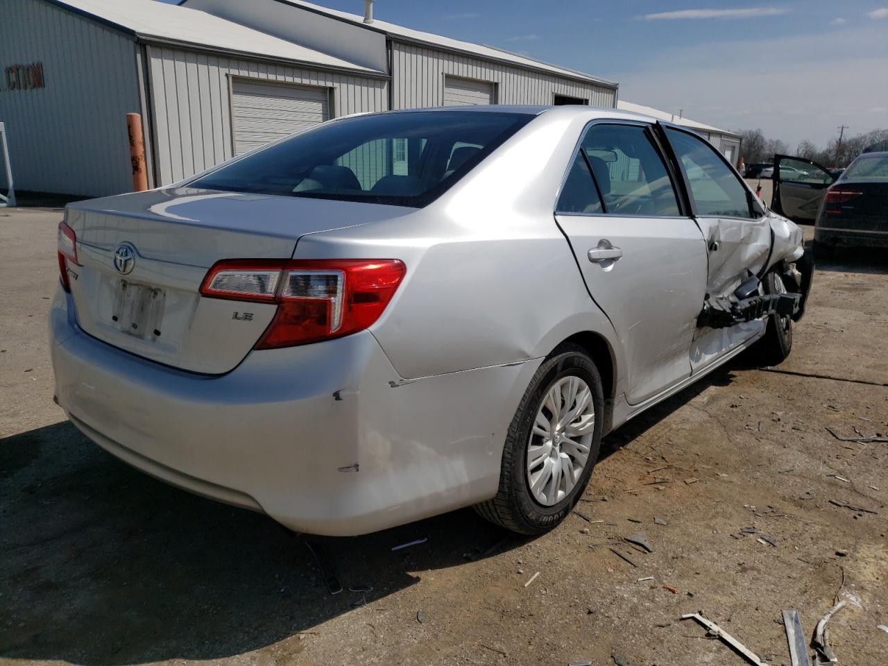 Photo 4 from auction – 2012 TOYOTA CAMRY BASE with VIN 4T4BF1FK7CR212205