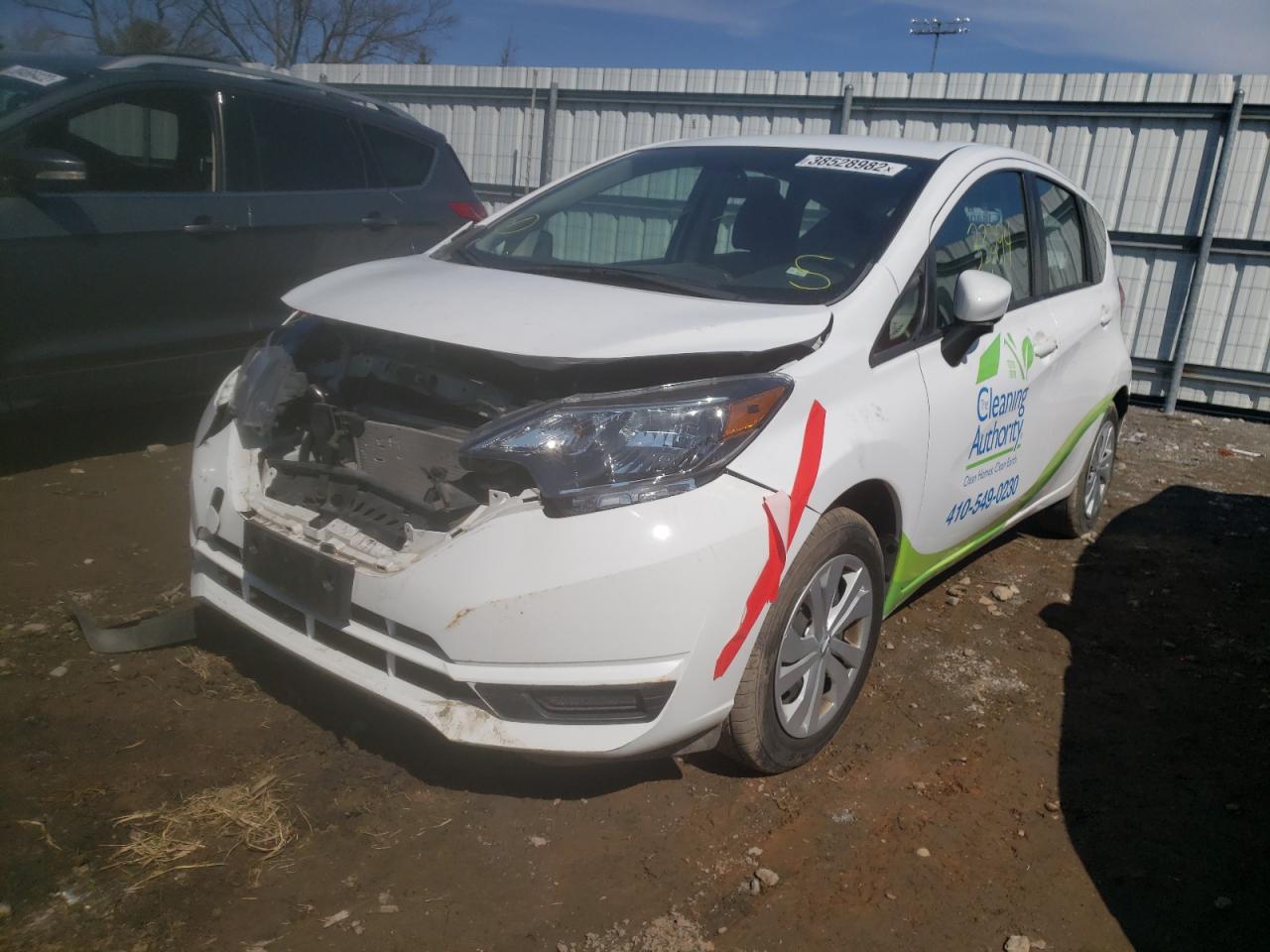 Photo 2 from auction – 2017 NISSAN VERSA NOTE with VIN 3N1CE2CP9HL359769
