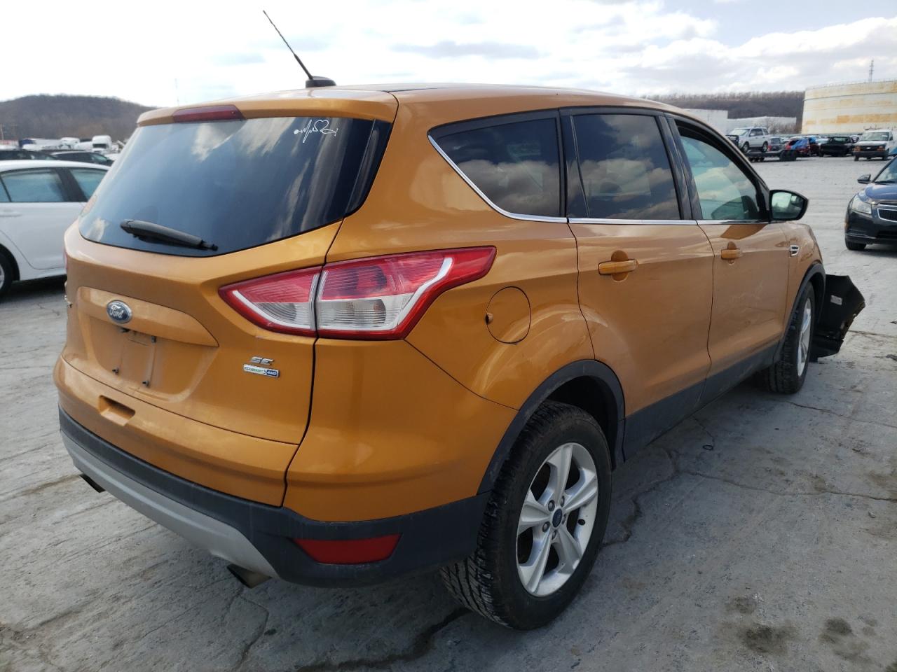 Photo 4 from auction – 2016 FORD ESCAPE SE with VIN 1FMCU9GX5GUC29085