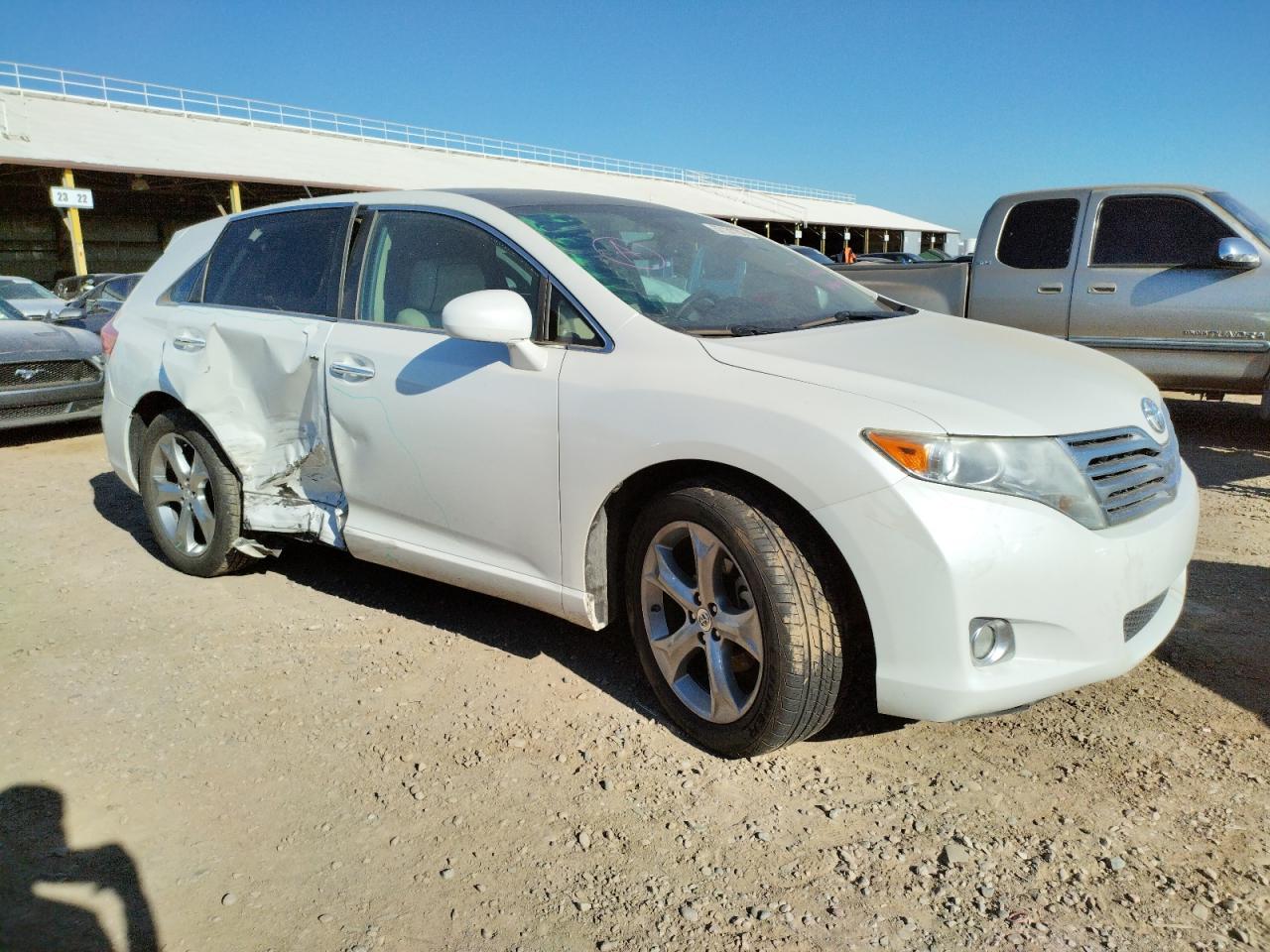 TOYOTA VENZA LE 2012 with VIN 4T3ZK3BB2CU051002 - Photo from auction