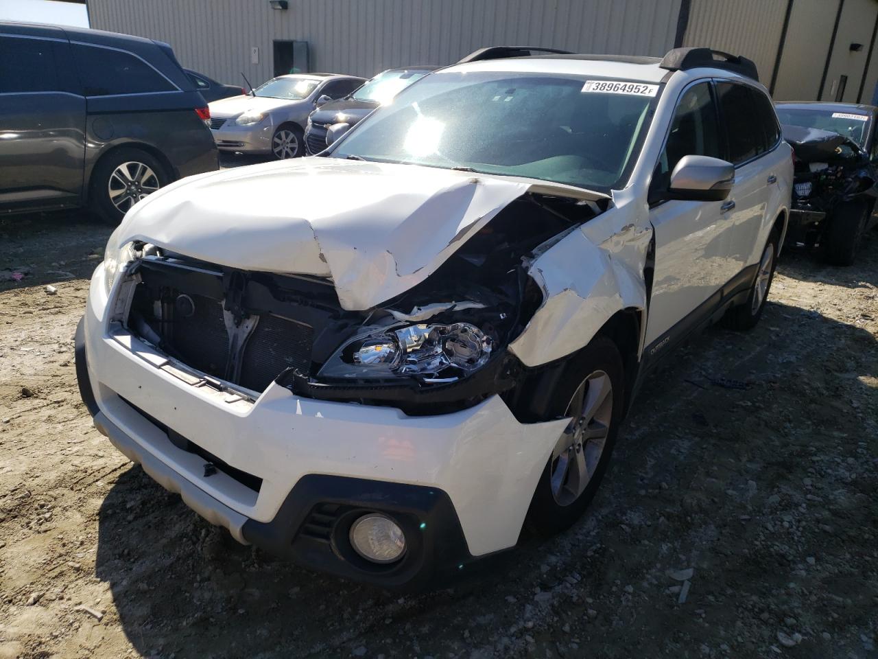 Photo 9 from auction – 2014 SUBARU OUTBACK 2. with VIN 4S4BRCPC6E3302524