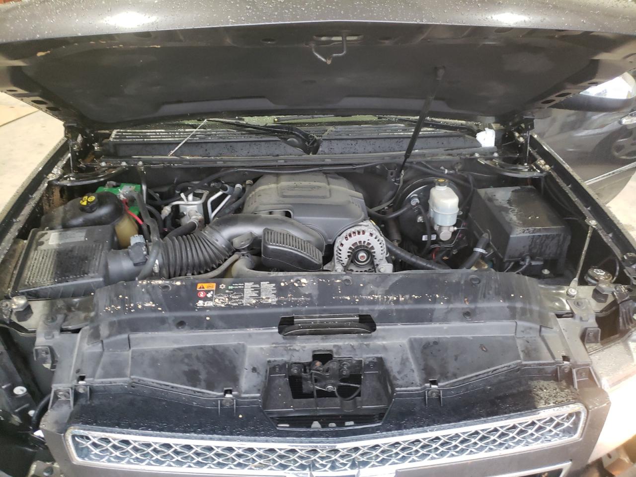 Photo 7 from auction – 2011 CHEVROLET SUBURBAN K with VIN 1GNSKKE38BR248973