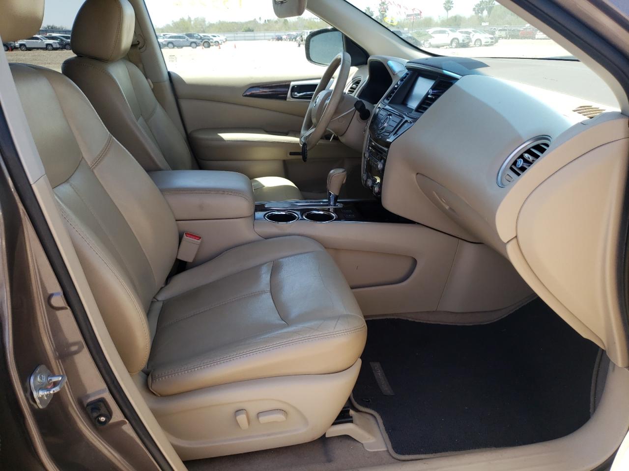 Photo 5 from auction – 2014 NISSAN PATHFINDER with VIN 5N1AR2MN4EC673287