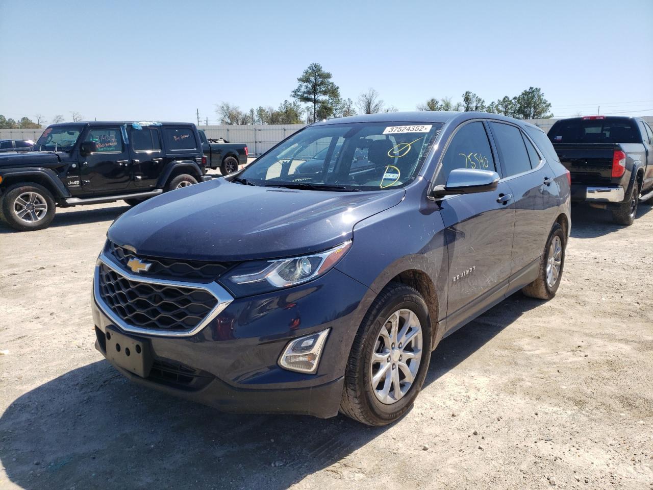 Photo 2 from auction – 2019 CHEVROLET EQUINOX LT with VIN 3GNAXKEVXKL312842
