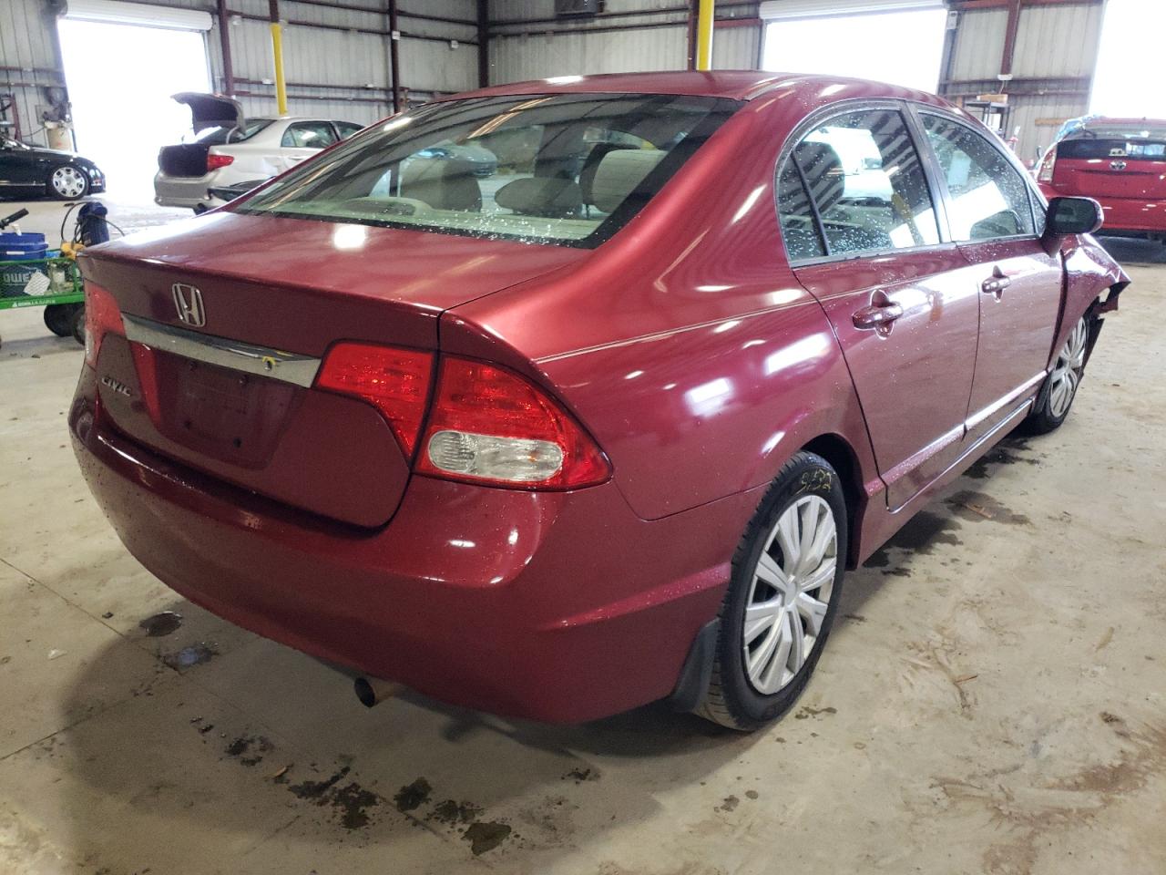 Photo 4 from auction – 2011 HONDA CIVIC LX with VIN 2HGFA1F50BH549875