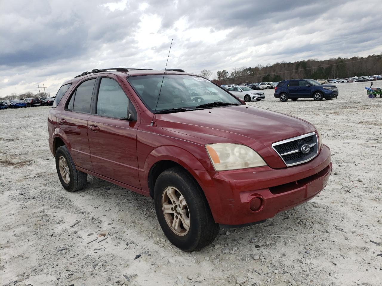KIA SORENTO EX 2005 with VIN KNDJD733855347352 - Photo from auction