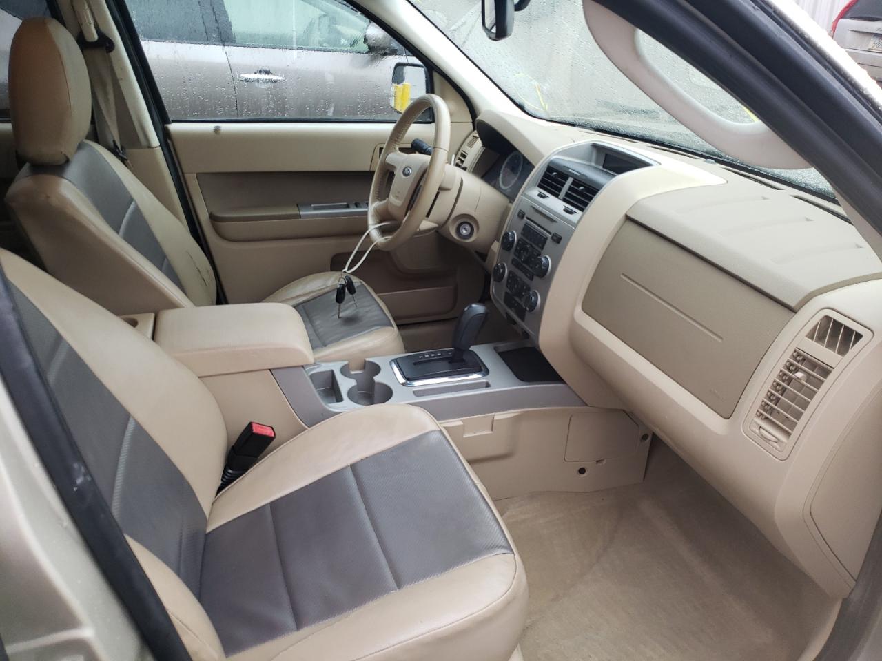 Photo 5 from auction – 2010 FORD ESCAPE XLT with VIN 1FMCU9D79AKB01374