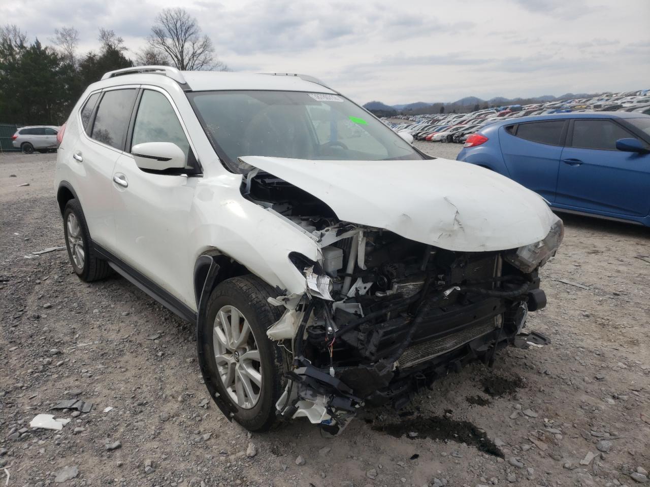 Photo 1 from auction – 2017 NISSAN ROGUE S with VIN KNMAT2MT4HP610661