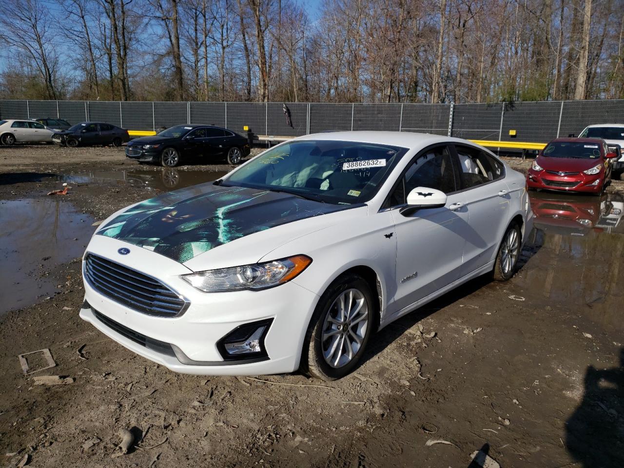 Photo 2 from auction – 2019 FORD FUSION SE with VIN 3FA6P0LU9KR146409