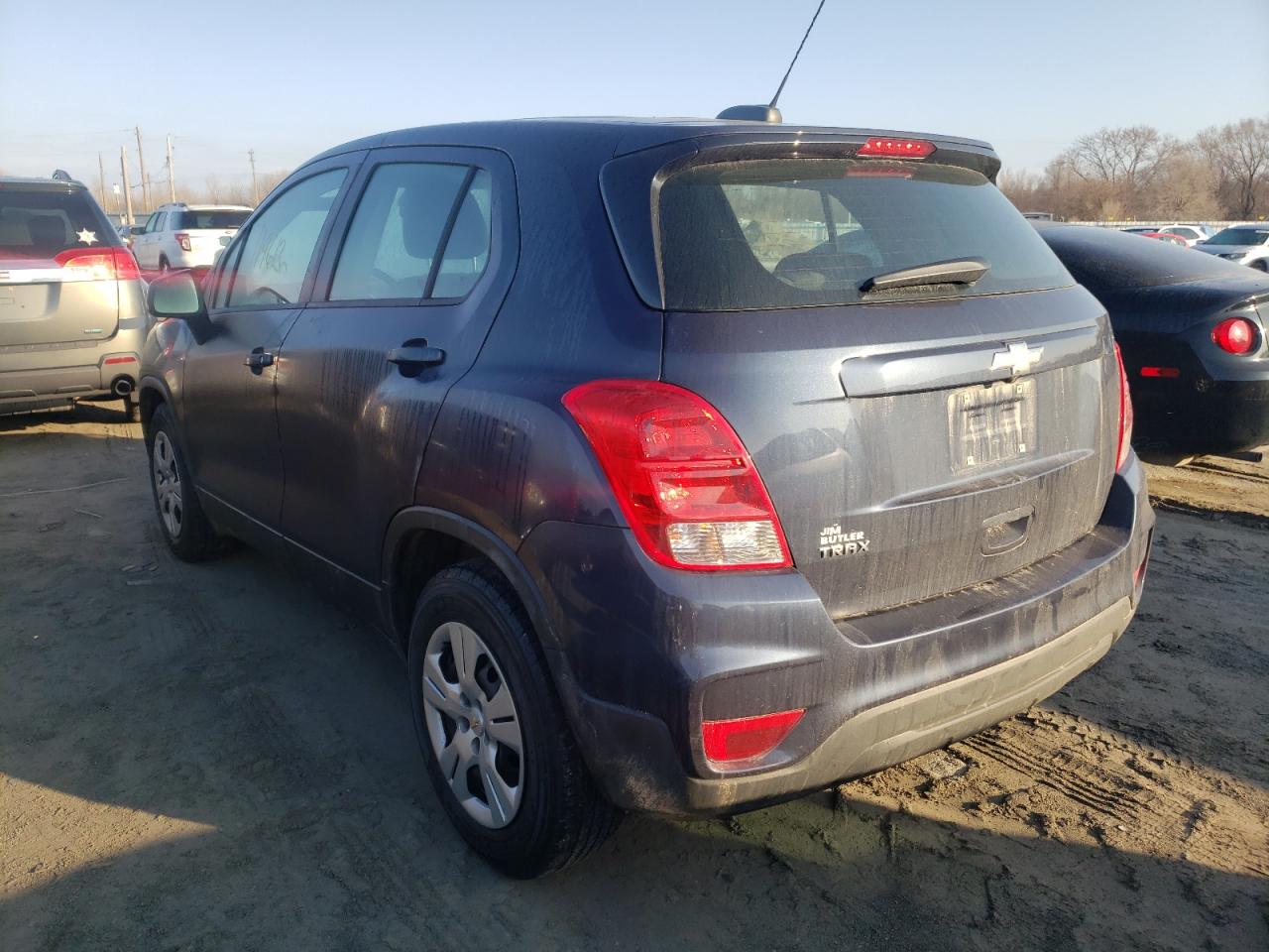 Photo 3 from auction – 2018 CHEVROLET TRAX LS with VIN 3GNCJKSB7JL207971