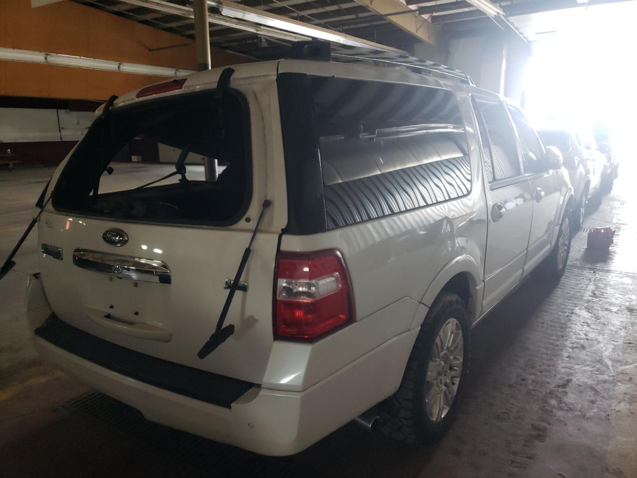 Photo 4 from auction – 2013 FORD EXPEDITION with VIN 1FMJK2A50DEF46743