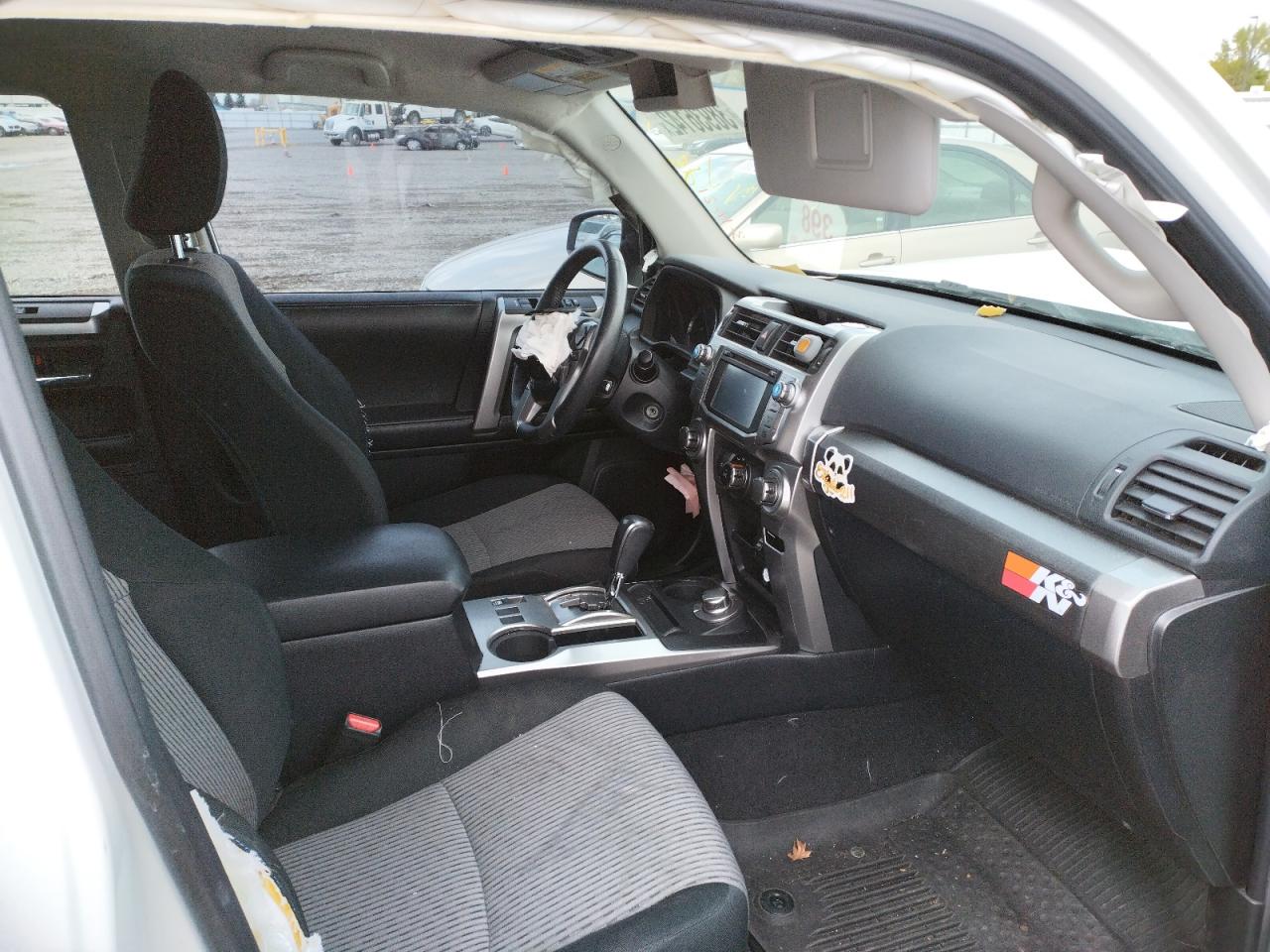 Photo 5 from auction – 2017 TOYOTA 4RUNNER SR with VIN JTEBU5JR1H5427284