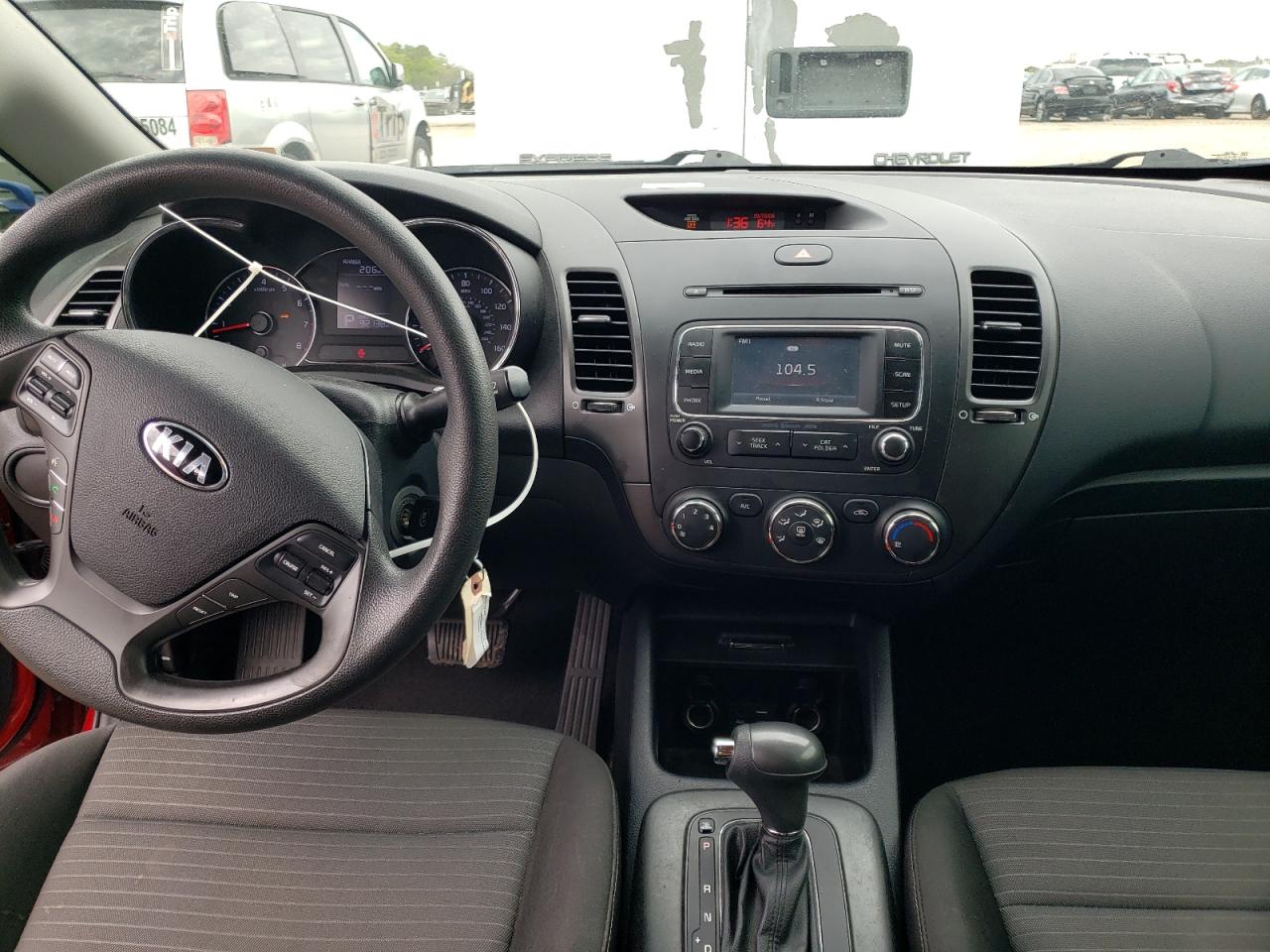 Photo 9 from auction – 2016 KIA FORTE LX with VIN KNAFX4A68G5595156