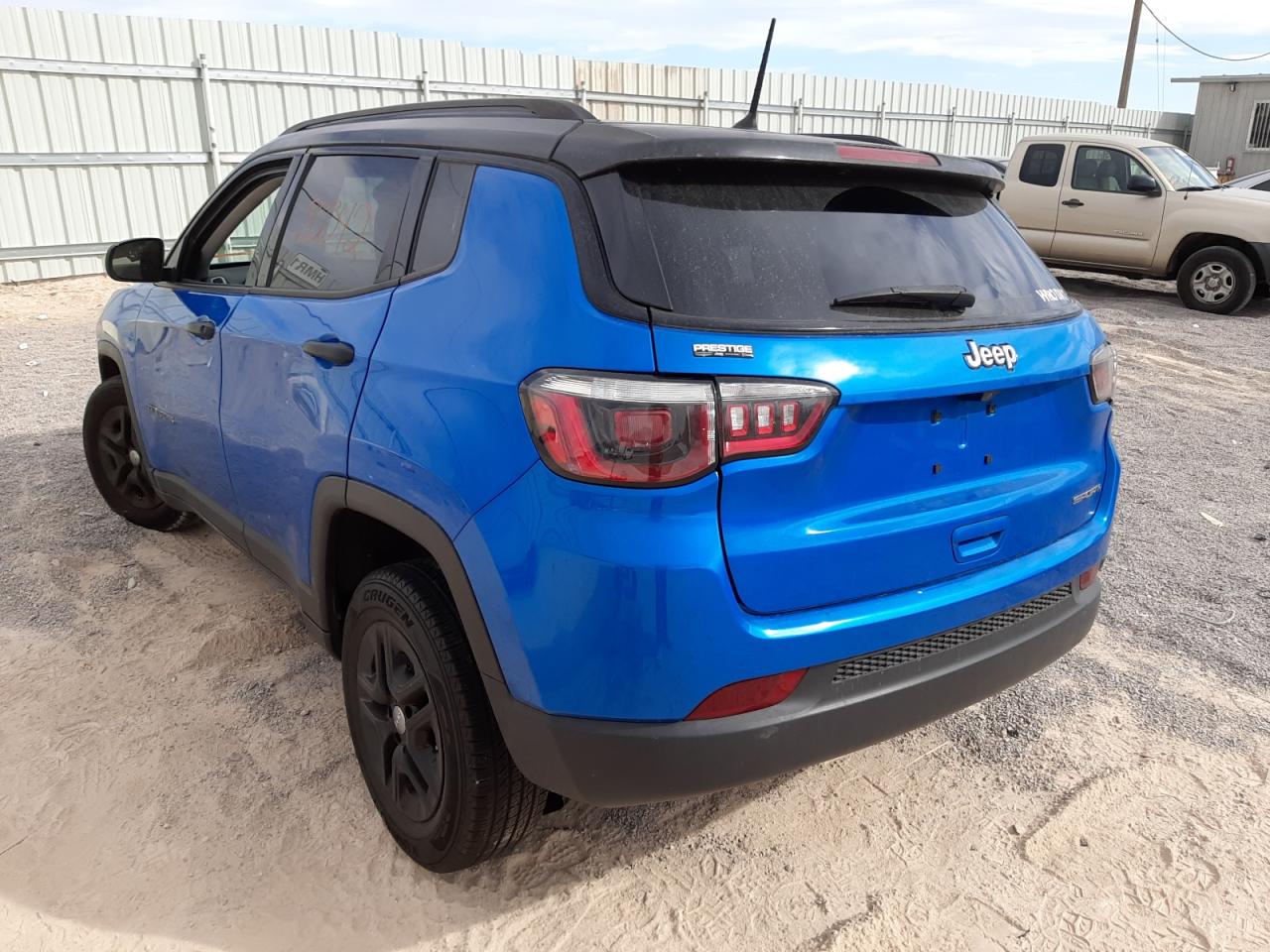 Photo 3 from auction – 2018 JEEP COMPASS SP with VIN 3C4NJCAB8JT212878