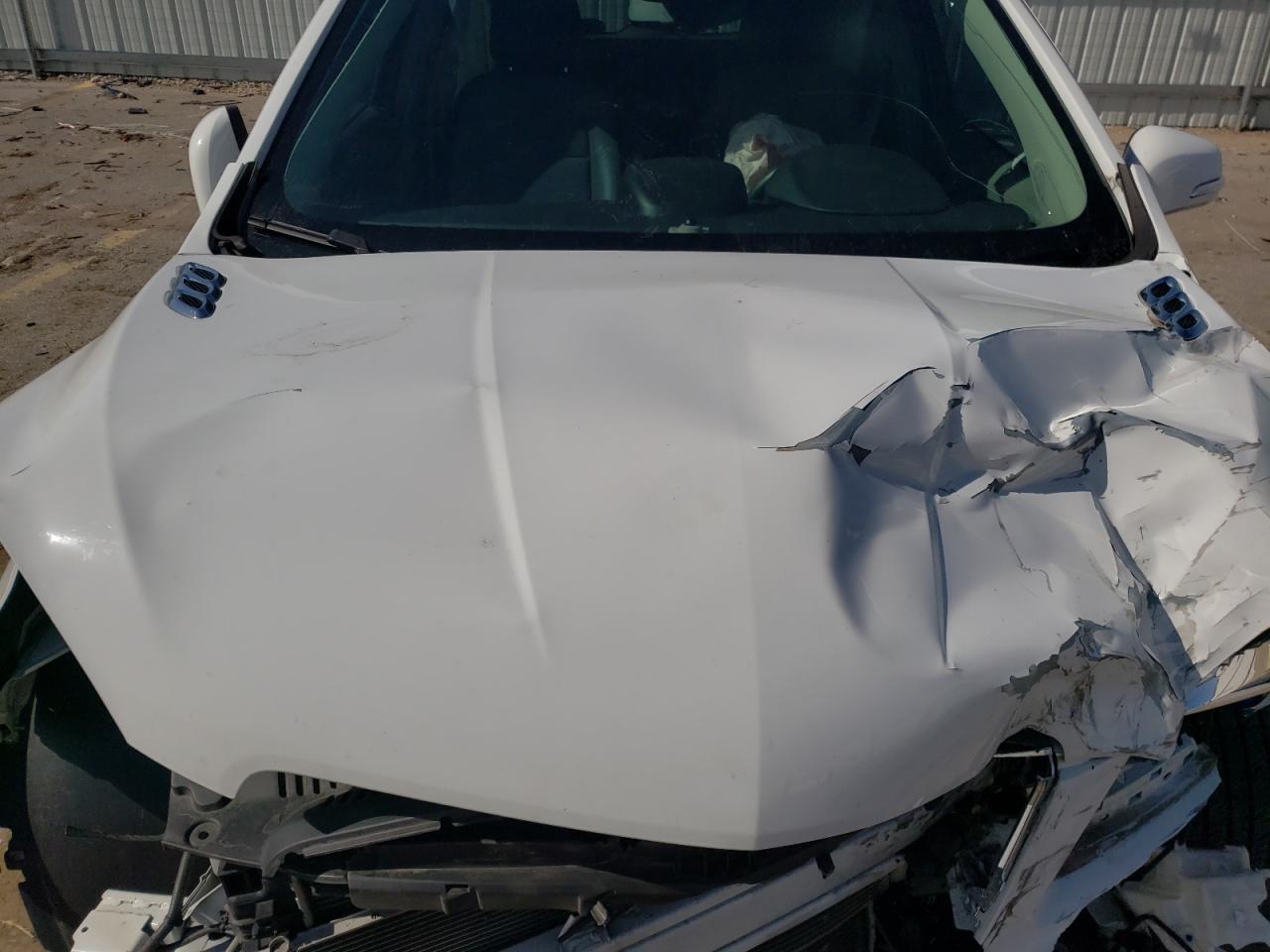 Photo 7 from auction – 2016 BUICK ENCORE with VIN KL4CJESB9GB693441
