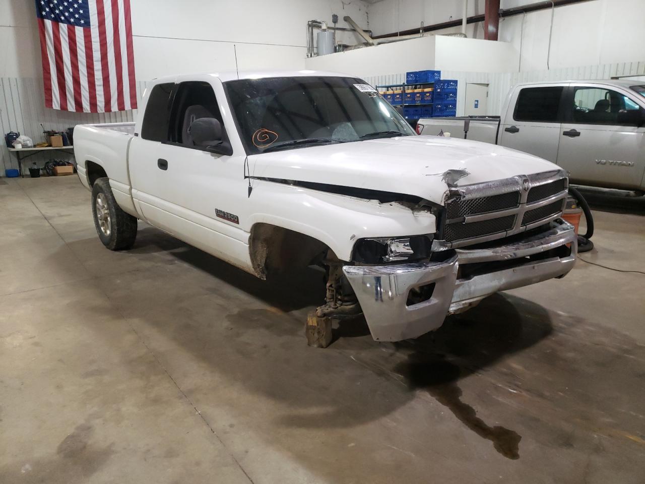 DODGE RAM 2500 2001 with VIN 3B7KC23701G227593 - Photo from auction