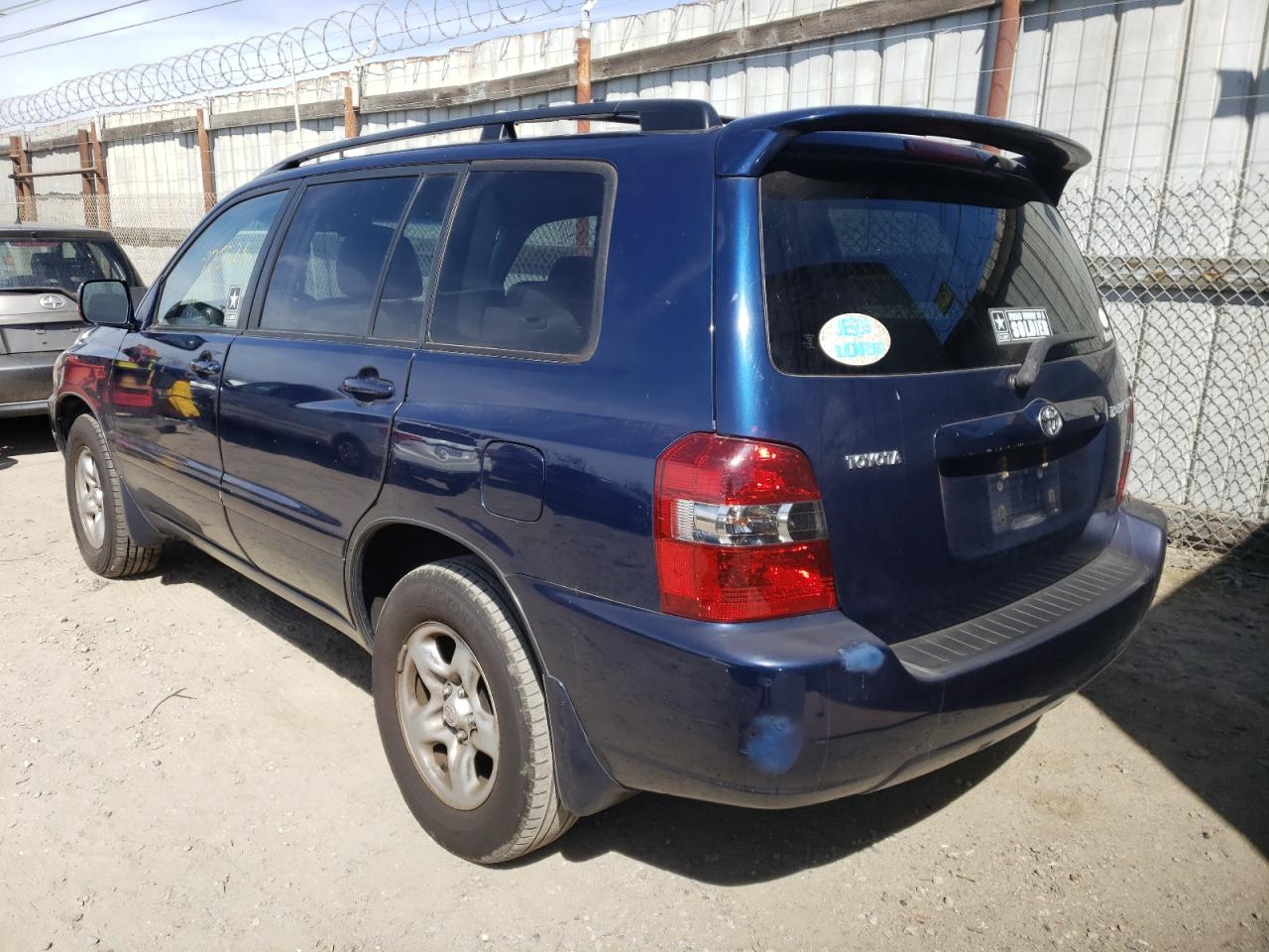 Photo 3 from auction – 2004 TOYOTA HIGHLANDER with VIN JTEGD21A940091311